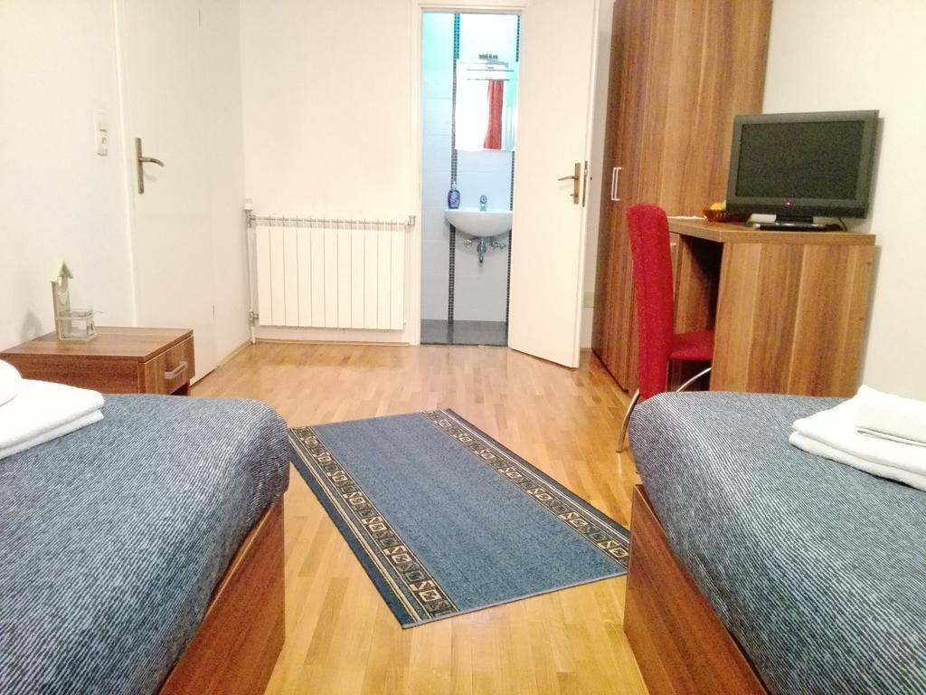 Мотель Boutique Saray Bosna Сараево Экстерьер фото